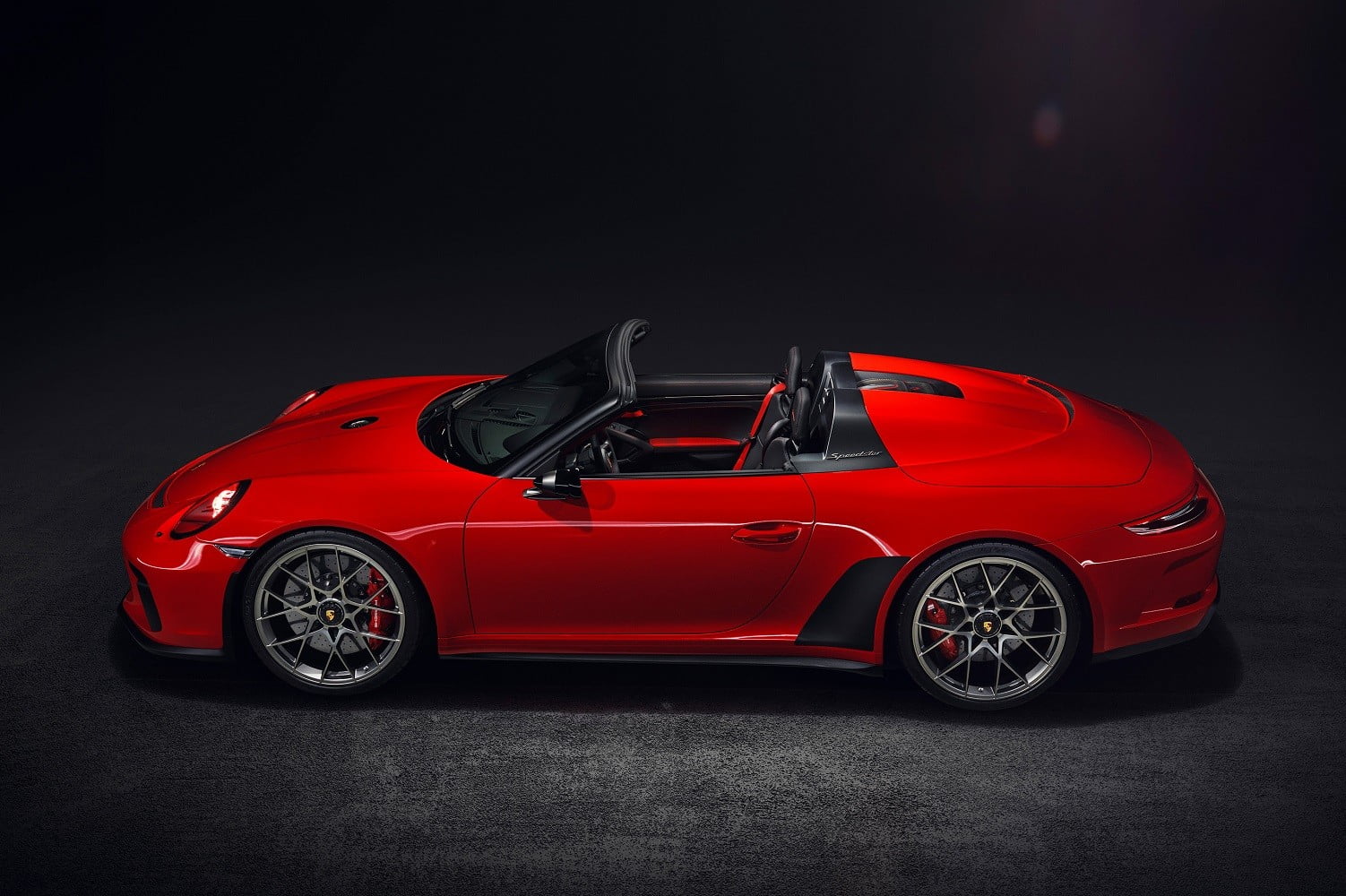 Sexy at 70: Porsche announces limited-edition 911 Speedster for 2019