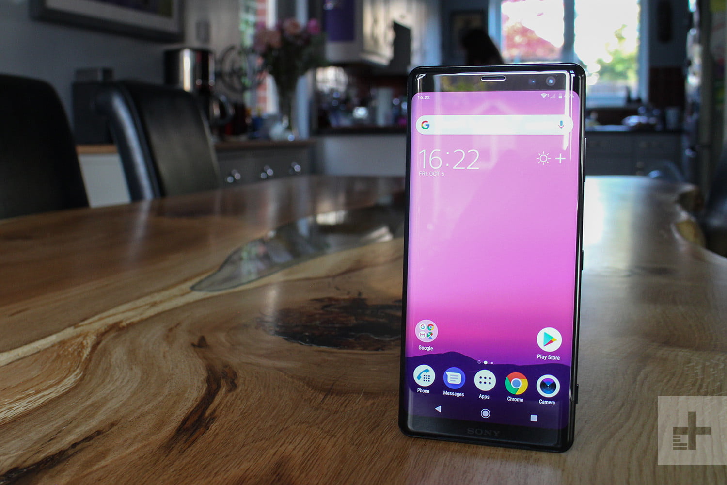 The best Xperia XZ3 cases to keep your new Sony phone shiny