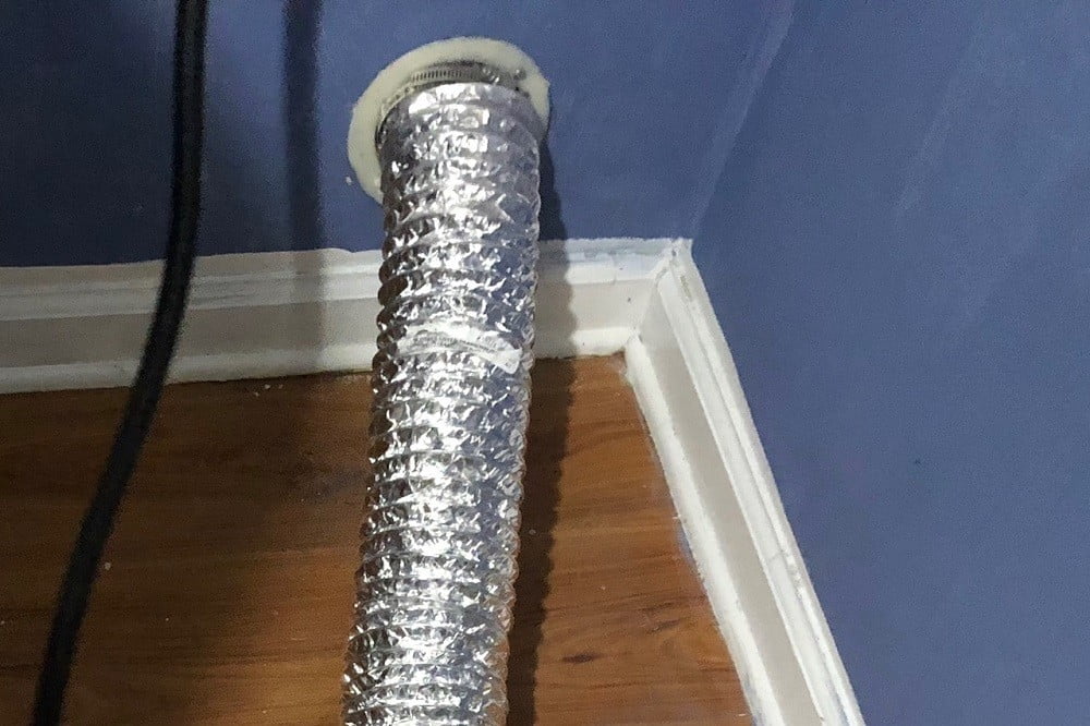 How to clean a dryer vent