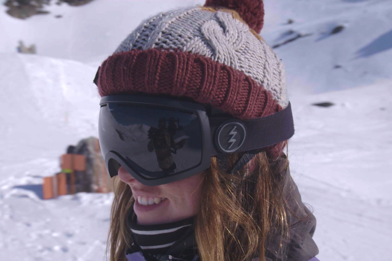Warm ski beanie instantly hardens into a head-protecting helmet upon impact