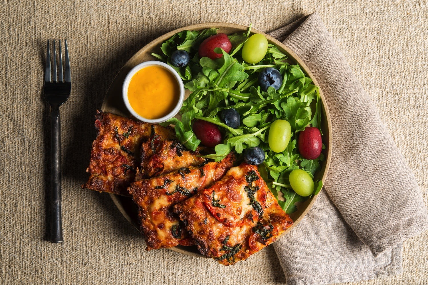 Uber Eats is testing a system for cheaper meal delivery