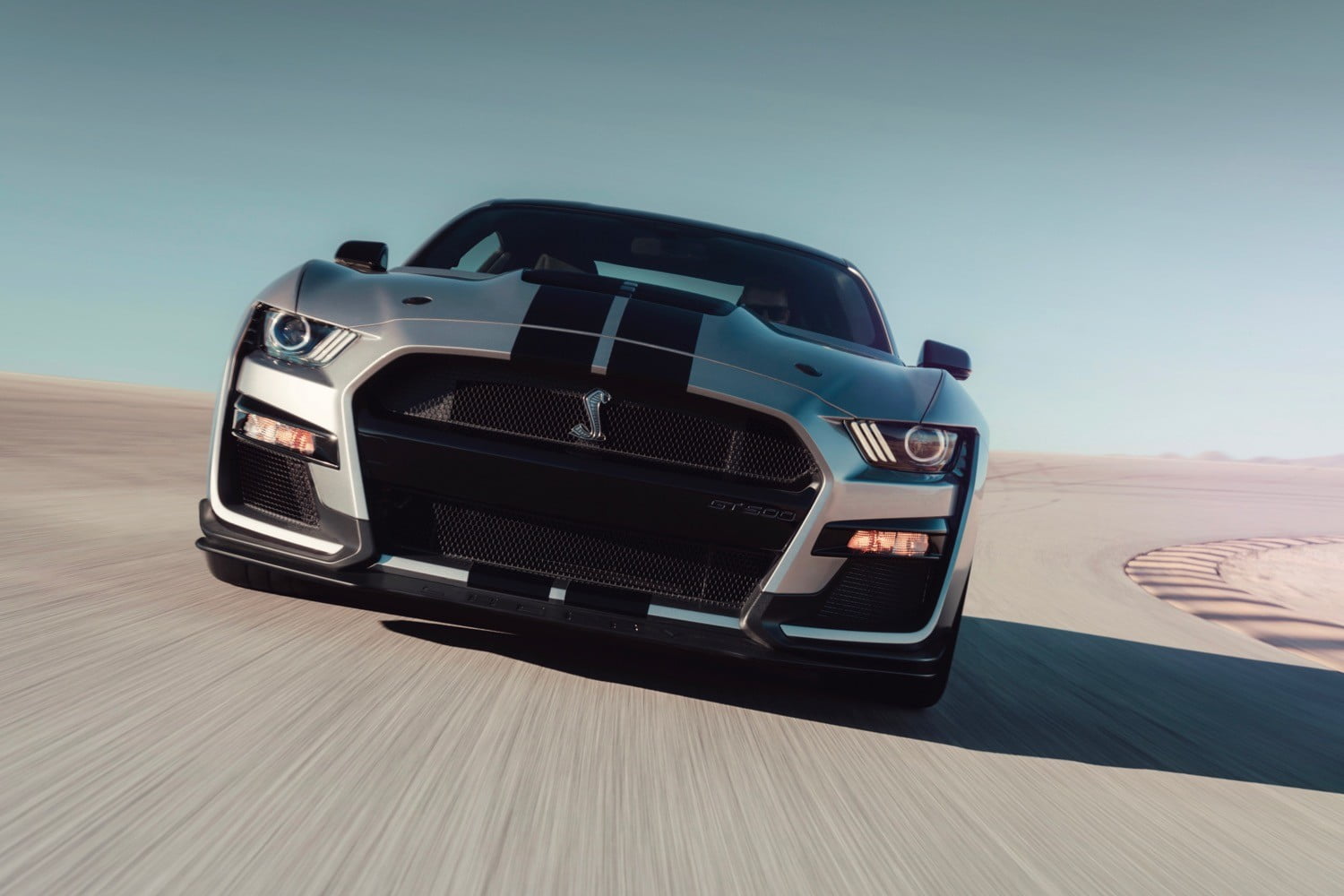 2020 Ford Mustang Shelby GT500 is ready to strike with over 700 hp