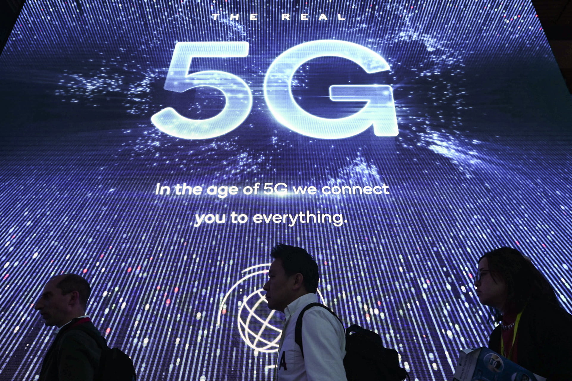 What is fixed wireless 5G? Here’s everything you need to know