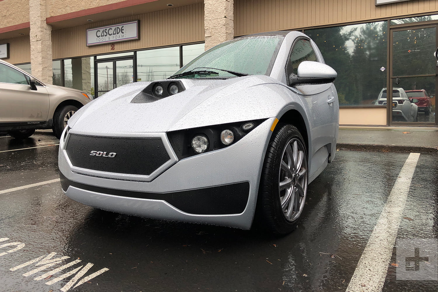 Can electric motors finally make three-wheeled cars great?